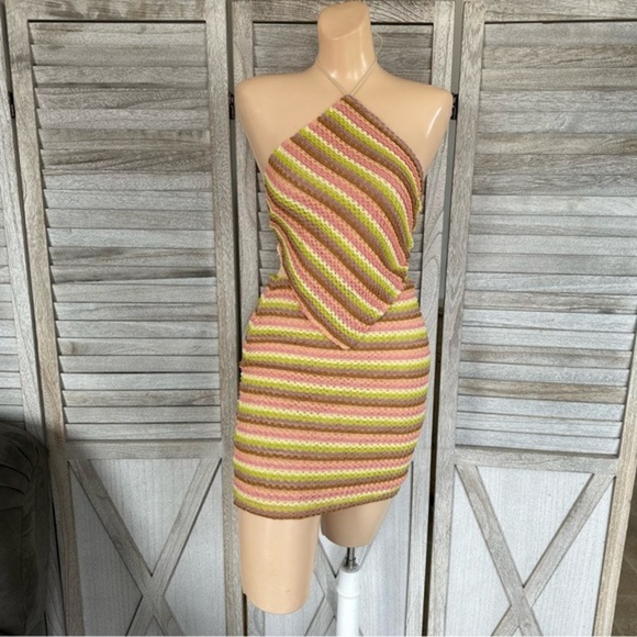 DAYDREAM STRIPED KNIT HALTER AND MINI SKIRT SET - Picture 2 of 9